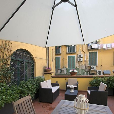 Le Terrazze Sul Cortile Apartment Салерно Екстериор снимка