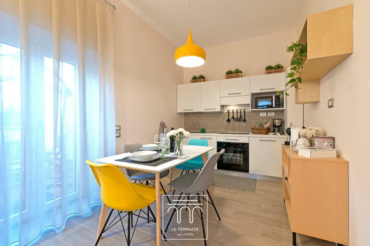 Le Terrazze Sul Cortile Apartment Салерно Екстериор снимка