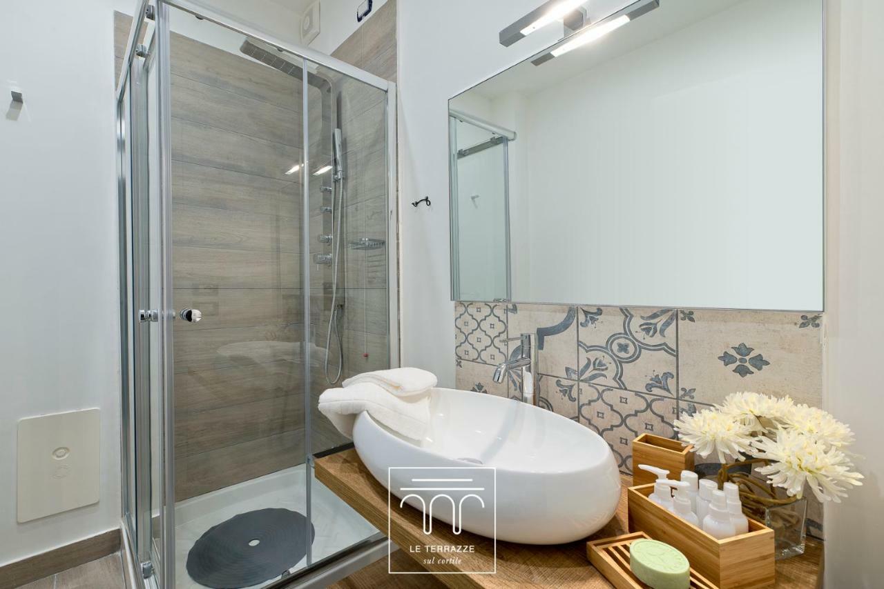 Le Terrazze Sul Cortile Apartment Салерно Екстериор снимка