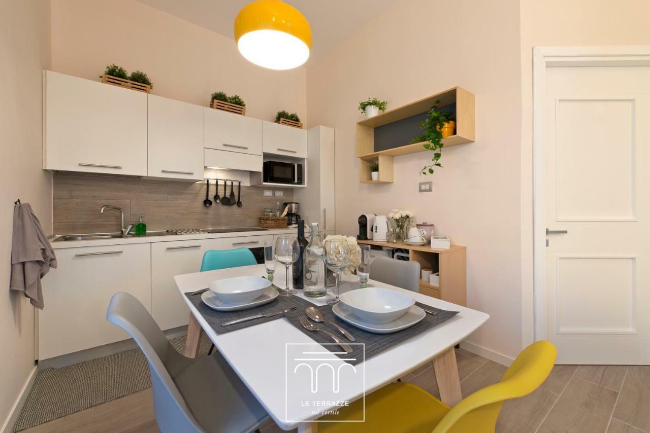 Le Terrazze Sul Cortile Apartment Салерно Екстериор снимка