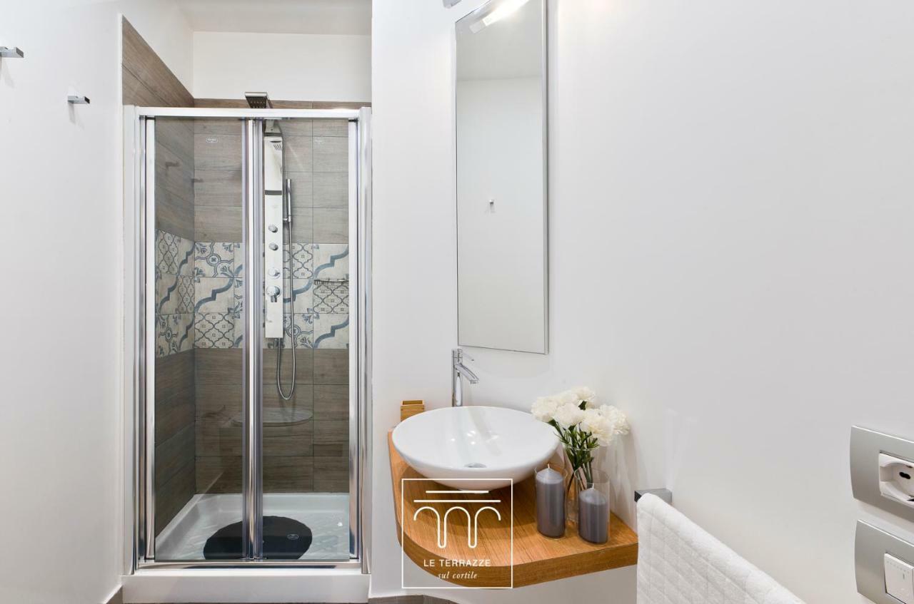 Le Terrazze Sul Cortile Apartment Салерно Екстериор снимка