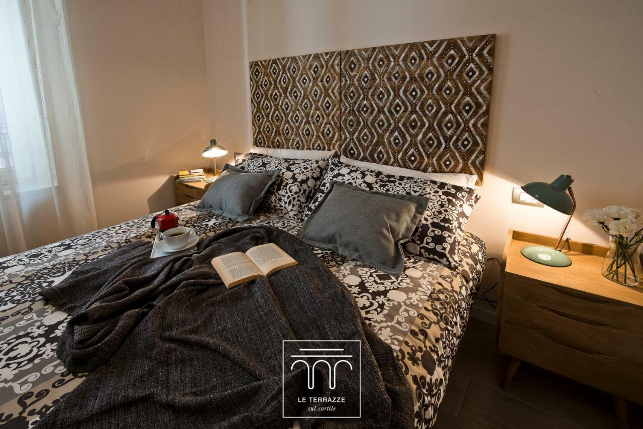 Le Terrazze Sul Cortile Apartment Салерно Екстериор снимка
