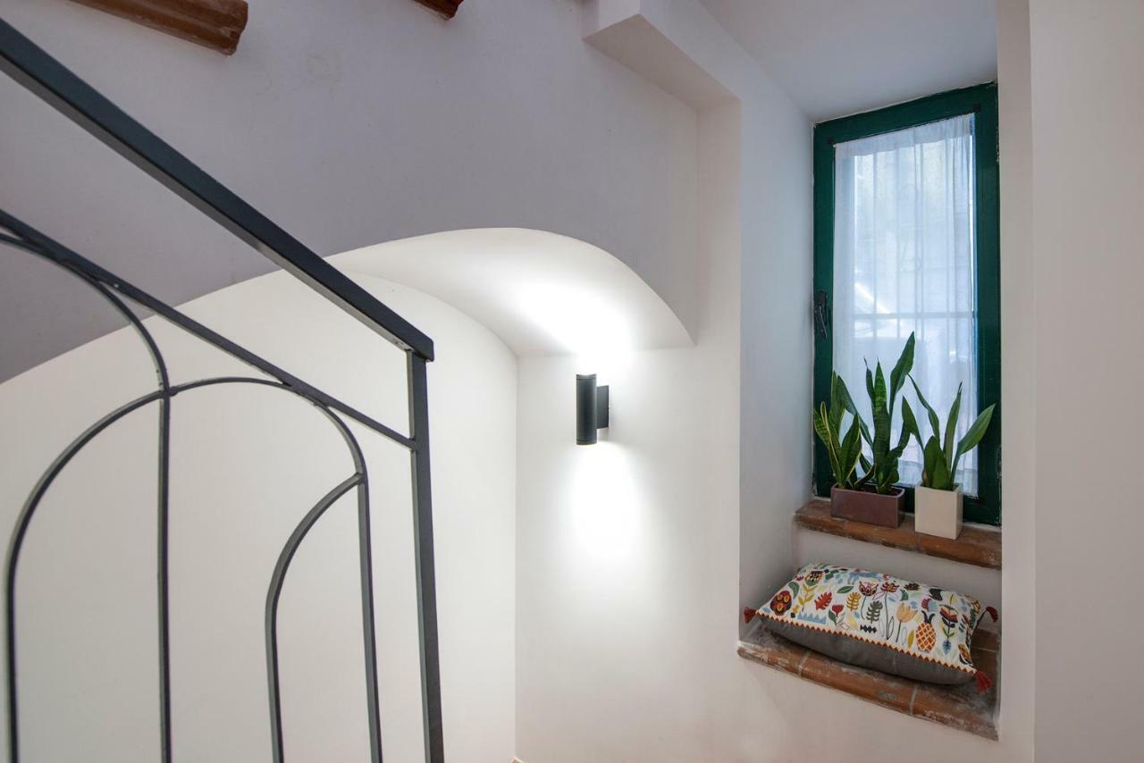 Le Terrazze Sul Cortile Apartment Салерно Екстериор снимка