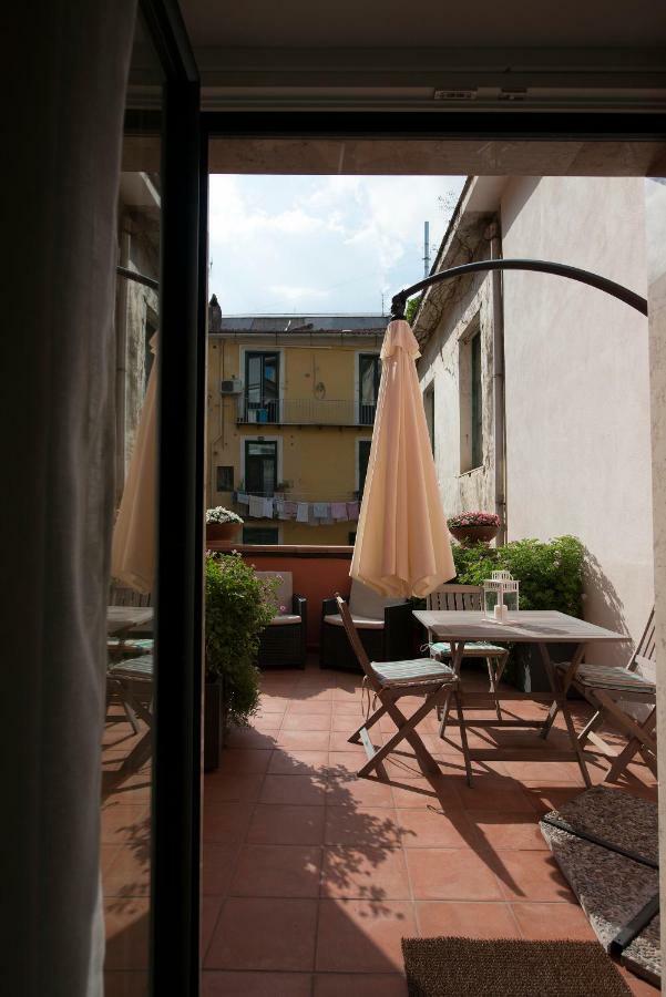 Le Terrazze Sul Cortile Apartment Салерно Екстериор снимка